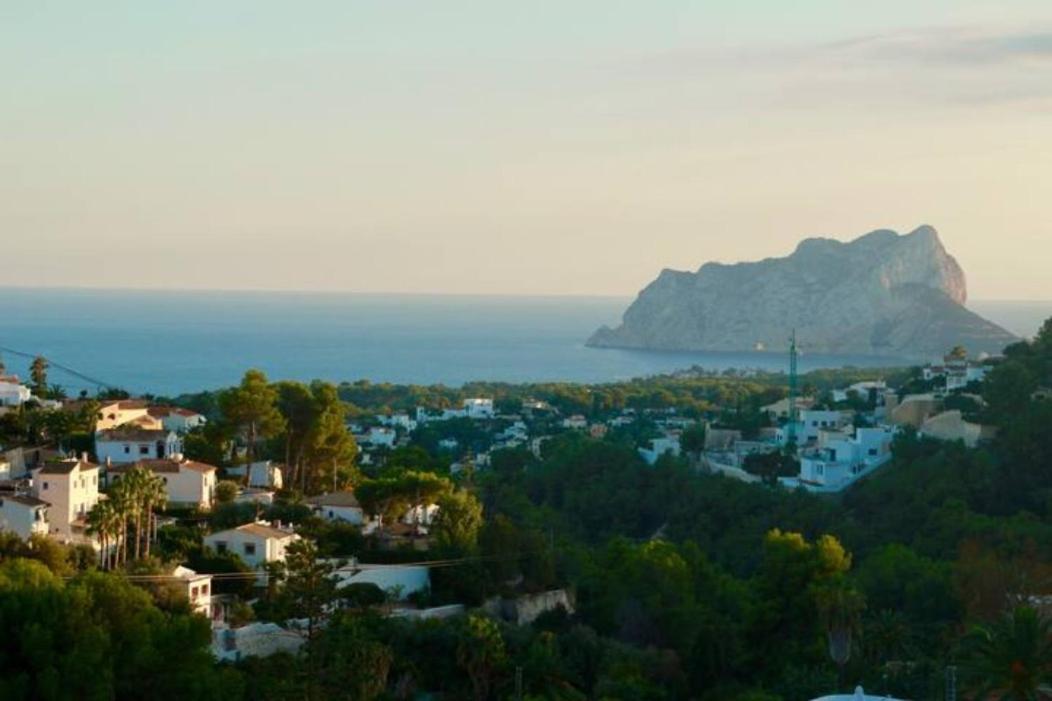Charming Villa In Montemar With Private, Heated Pool And Sea Views ベニッサ エクステリア 写真