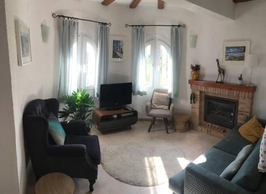 Charming Villa In Montemar With Private, Heated Pool And Sea Views ベニッサ エクステリア 写真